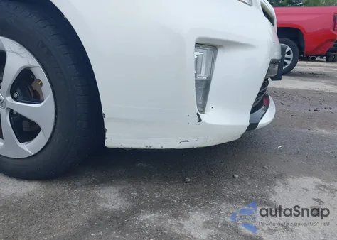 2012 Toyota Prius Two z USA, uszkodzony, nr VIN JTDKN3DU6C1504561